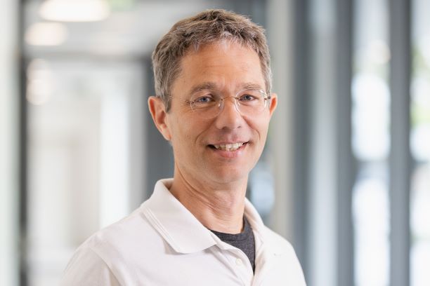 Herr Dr. med. Daniel Drexler