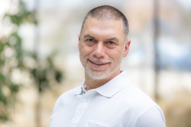 Herr Dr. med. Gordon Hoffmann