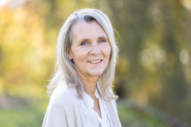 Frau Elisabeth Veit