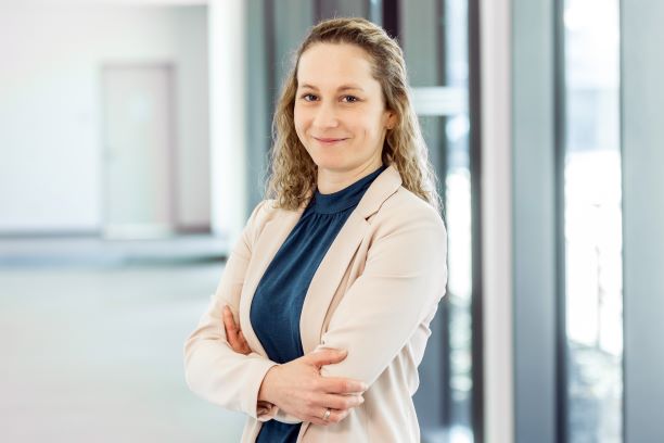 Frau Sandra Mayer-Huber